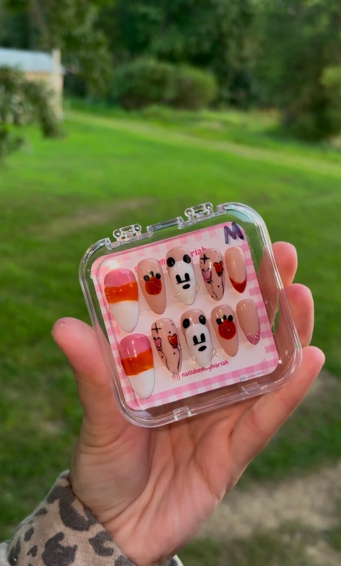 Mickey Mouse Halloween nails